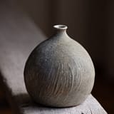 Woodfired collection: bulbous vase with celadon glaze and white slip