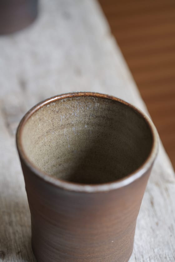 Woodfired collection: Cup with flame marks and ash glaze - Image 5