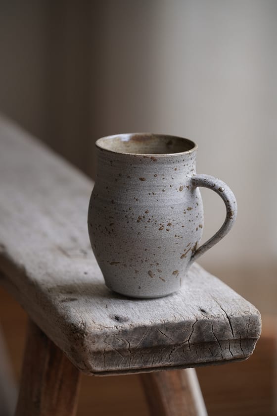 Mug with river clay decorations (#I) - Image 2