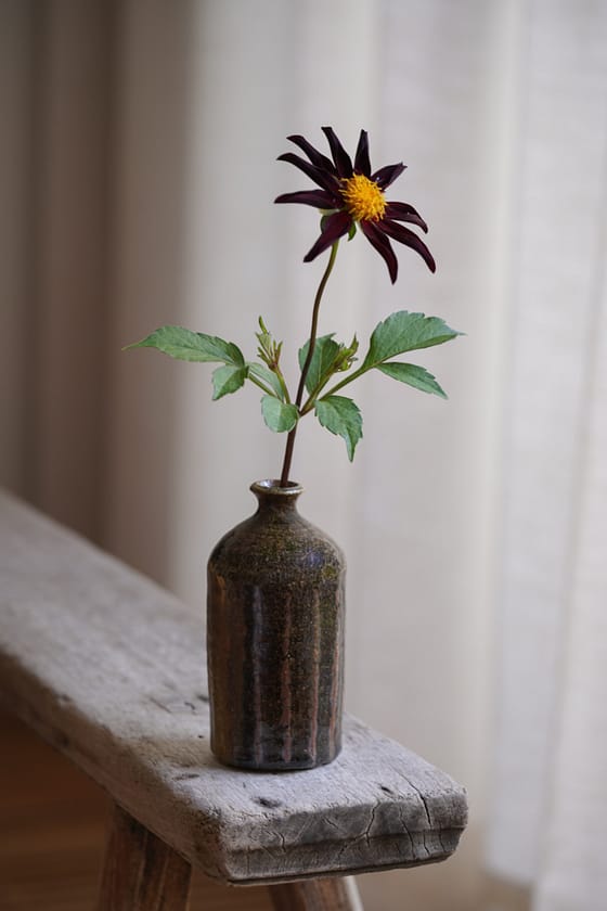 Woodfired collection: Facet vase with ash glaze - Image 4
